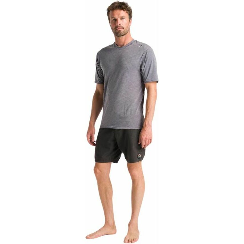 2026 C-Skins Heren NuWave UV Basics Korte Mouw Surf Tee C-NLYSURFM - Deep Grey Heather
